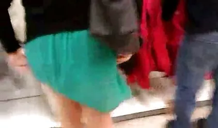 Bionda con grandi video nonne nude tette gode di un grosso cazzo nero