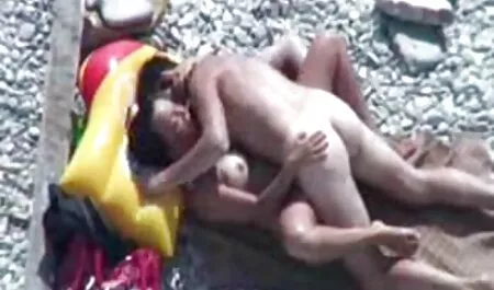 Travestito Larissa Emanuelli cums duro mentre martella il donne nude gratis video suo grande culo