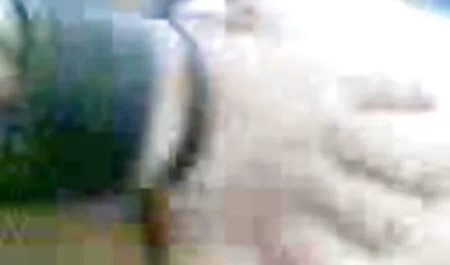 Lesbiche calciatore con trecce leccare la sua chat con donne nude figa pelosa