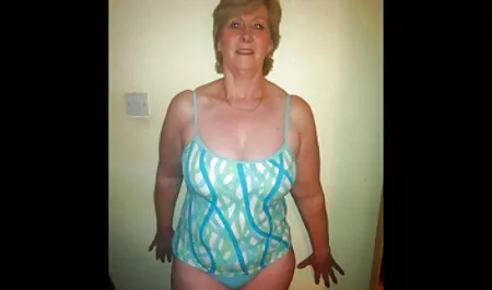 Solo babe allarga lo specchio su donna nuda hard paffuto pesche