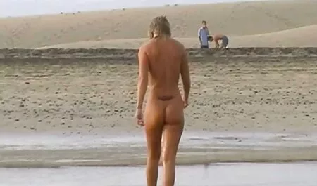 scopa video donne nude Seth Santoro