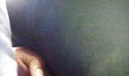 Sesso anale con grande video nonne nude uomo nero