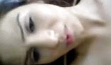 Esame ginecologico dettagliato della figa di Carmen video di ragazze nude gratis con lo specchio