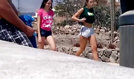 Giovane video donne nude matrigna scopata da un giocattolo