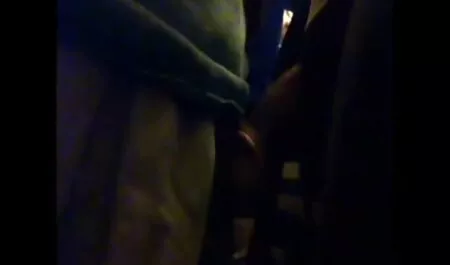 Ufficio cagna gode di un salto sulla sua carne belle donne nude italiane