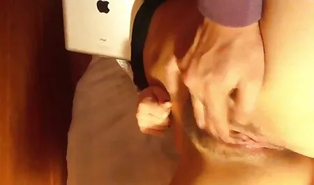 Vieni qui, vecchia belle signore nude stronza, e Succhiami il cazzo a secco!